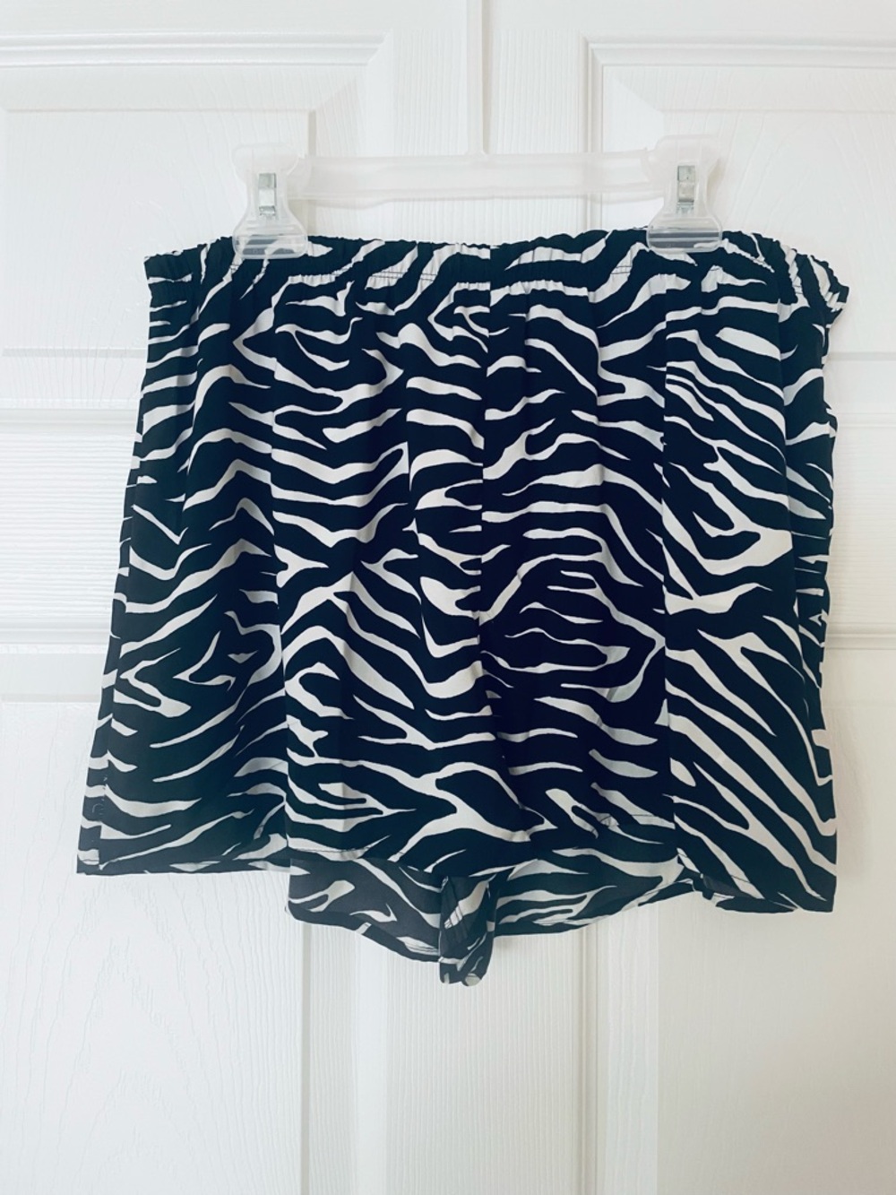 Room Service Zebra Print Pajama Set Black White with Contrast Piping - Picture 3 of 5